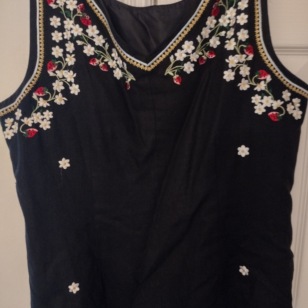 Black Capri Set